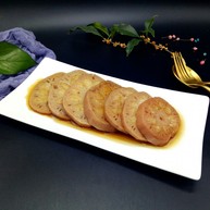 甜味简单的零食糯米糖藕