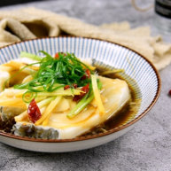 鲜美多汁、入口即化的——清蒸鳕鱼