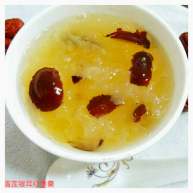 雪莲银耳红枣羹健康美颜餐