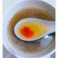 红枣枸杞鲫鱼汤