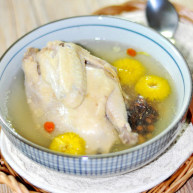 当归茯苓山药土鸡汤