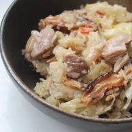 酒香麻油鸡油饭