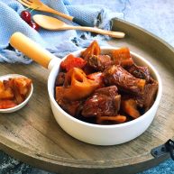 莲藕烧排骨附无水无油炒糖色技巧