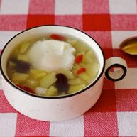 苹果红枣酒酿蛋