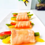 彩蔬鱼片卷