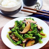 素炒香菇西兰花
