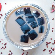 烧仙草红豆奶茶