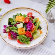 蒜香沙拉时蔬水果