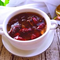 养生系列桂圆红枣银耳汤