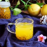 冬喝金色百香果蜂蜜茶
