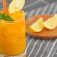 芒果绿茶—这样能喝出雪泥的口感夏天的味道啊