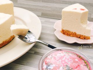 19、樱花奶油芝士蛋糕,入口即化，介于冰淇淋和奶酪之间的口感。