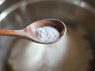 9、中式点心:传统桃酥,放入小苏打。