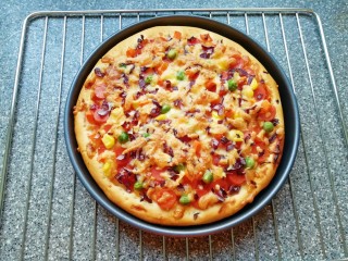 15、火腿肠披萨, 看看，太有食欲了。