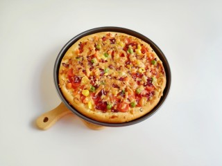 16、火腿肠披萨, 趁着晾凉的时间赶紧拍照。