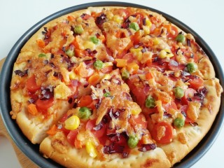 18、火腿肠披萨,切开看看，美美哒！