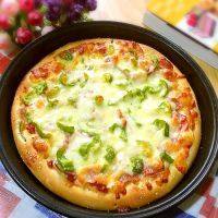 14、火腿培根披萨,出炉