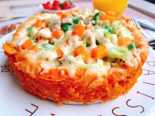 13、红薯泥伪披萨,当做早餐也很搭的哦！很有饱腹感！颜值也不错吧？