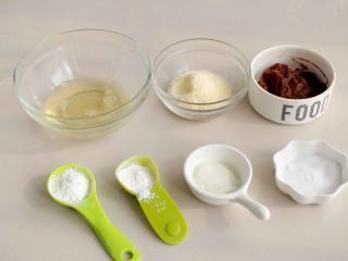 3、枣泥溶豆,准备好所需食材