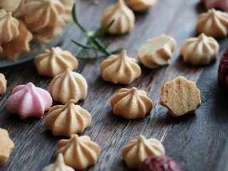 12、枣泥溶豆,成品图