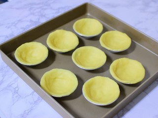 10、曲奇蛋挞,放入蛋挞模具