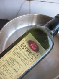 4、红酒烩牛肉,炒锅加点橄榄油烧热