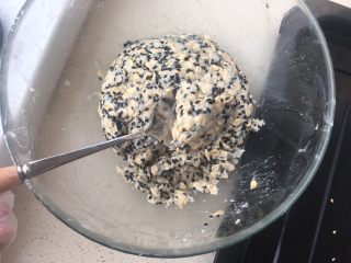 18、燕麦饼干(健康饱腹版),取一勺的量