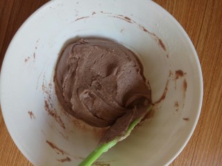 17、曲奇饼干,这里展示的是巧克力的，同样拌匀之后