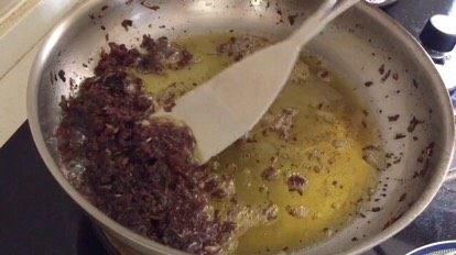 18、炸酱面·#人民的美食#,装盘