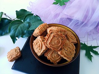 15、记忆的味道——全麦黑米桃酥,美美哒摆拍一下！稍微晾晾，密封保存！