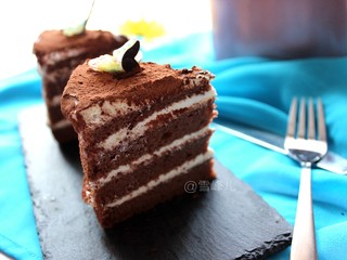 19、可可奶油裸蛋糕,成品。