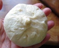 18、法式红酒金枪鱼面包,像包包子一样包起来，捏紧收口