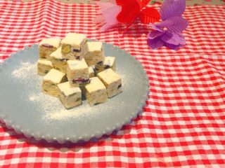 22、网红雪花酥,装盘