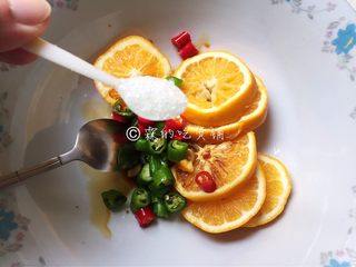 10、酸辣爽口的柠檬鸡翅根,糖。