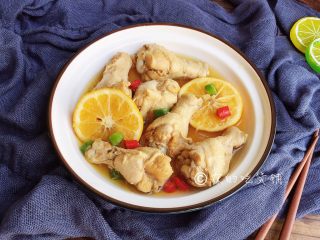 16、酸辣爽口的柠檬鸡翅根,完成。