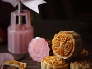 13、传统月饼,成品图