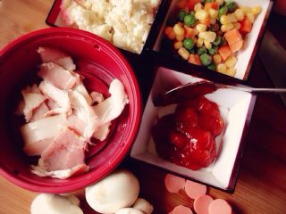 1、Mini披萨,准备食材