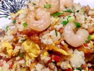 32、虾仁什锦蛋炒饭,哇哦，????????????????