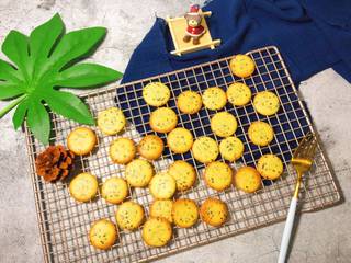 13、宝宝健康小食——黑芝麻薄脆饼干, 黑芝麻薄脆饼干 get ✔，满足宝宝的胃，美翻你的心~