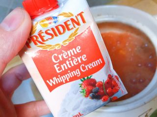 15、必杀技★俄式红菜汤「别名罗宋汤」,奶油大概下6毫升