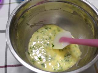 6、葱香曲奇(植物油版),翻拌均匀