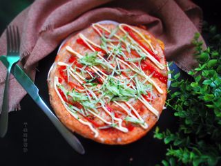 16、花式鸡蛋饼,外表是不是很像披萨啊