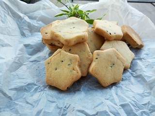 14、酥掉渣的饼干,不管是外出游玩，还是送朋友当礼物，都是不错的！