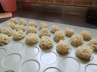 18、土豆泥曲奇,全部挤好啦，是不是很像曲奇呢