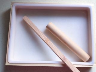 1、原味雪花酥❄️,准备好硅胶模具