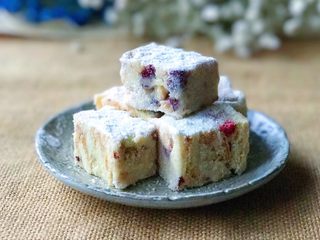 27、原味雪花酥❄️,撒上奶粉的成品图