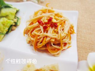 12、凉菜四拼盘,金针菇爽滑微辣