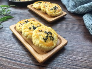 16、花生芝麻小酥饼,成品