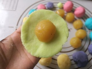 11、冰皮月饼,11.25克面团包入20克冰糕馅