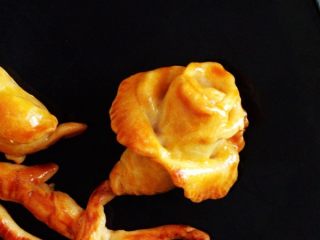 23、#甜味#花好月圆创意月饼,皓月当空洒清辉，